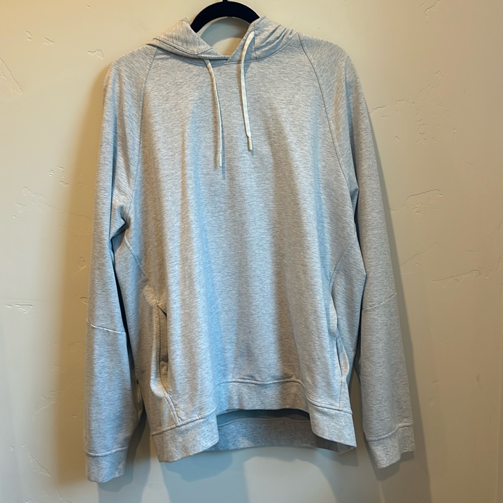 Lululemon Men’s XXL pullover hoodie grey